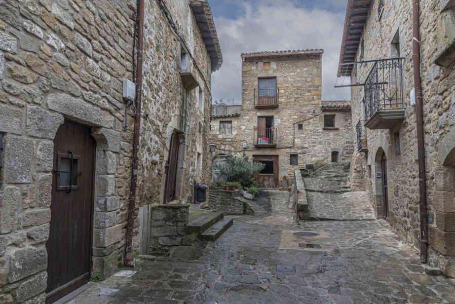 Zaragoza - Sos del Rey Católico 16.jpg